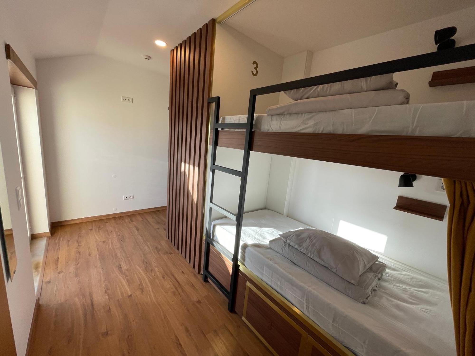 33 Hostel 발리알 외부 사진