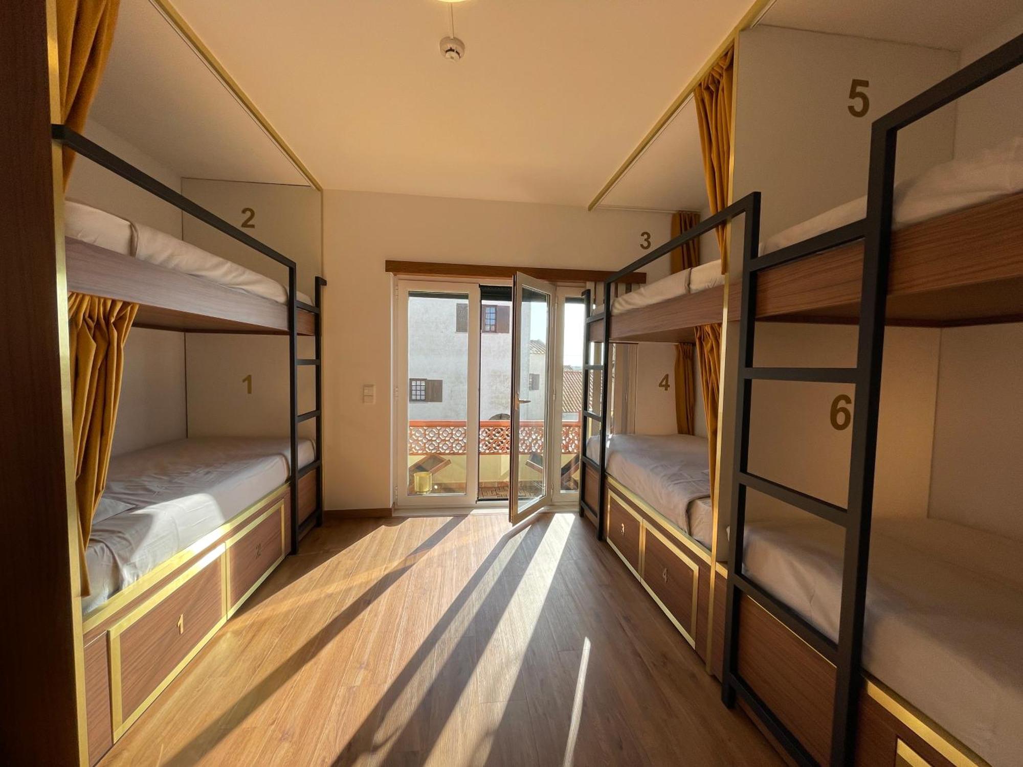 33 Hostel 발리알 외부 사진